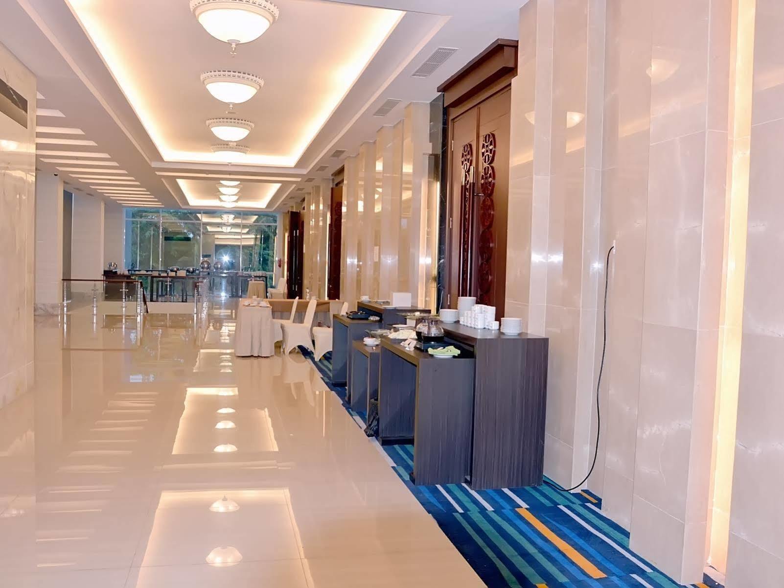 Hotel Santika Pekalongan Dış mekan fotoğraf